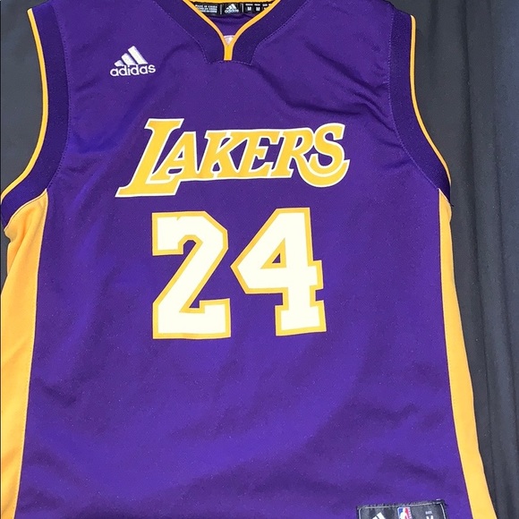 poshmark kobe bryant jersey
